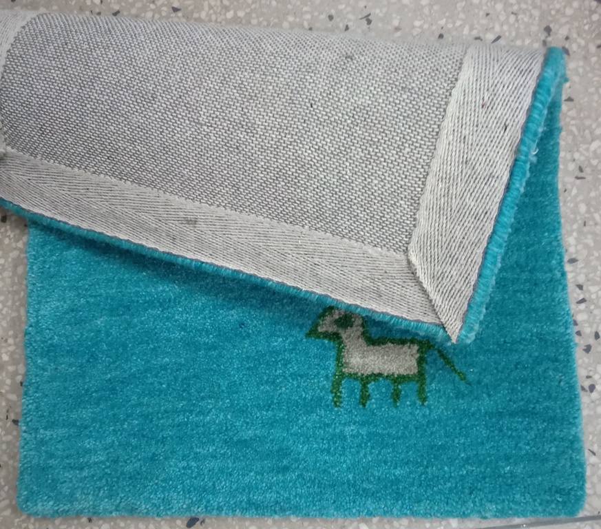 PLAIN TURQUOISE – QAD