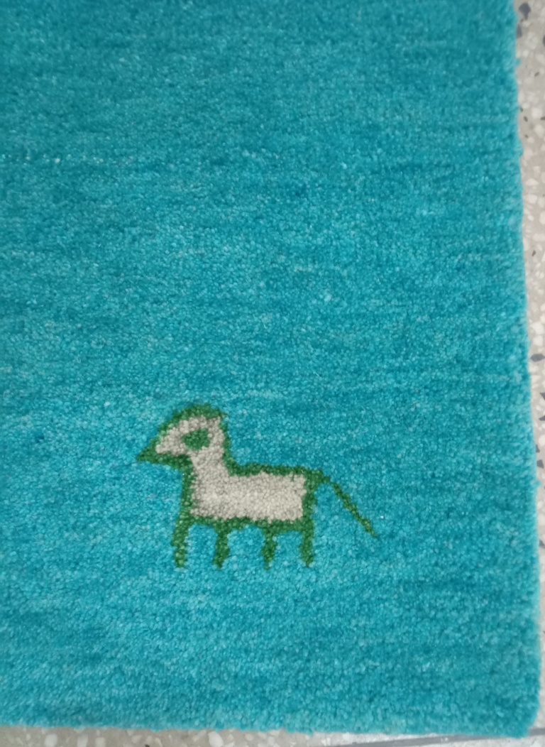 PLAIN TURQUOISE – QAD