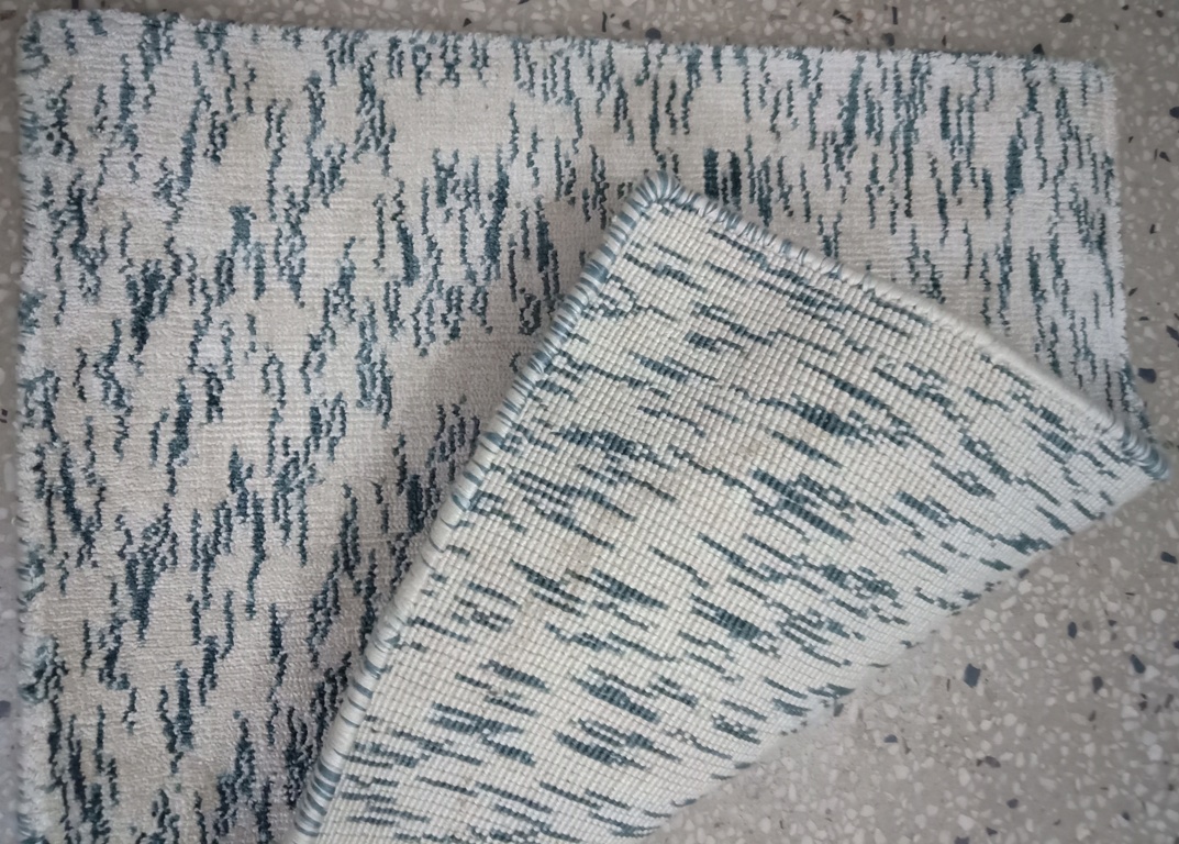 ZEBRA – HAND LOOM KNOTTED – AMI