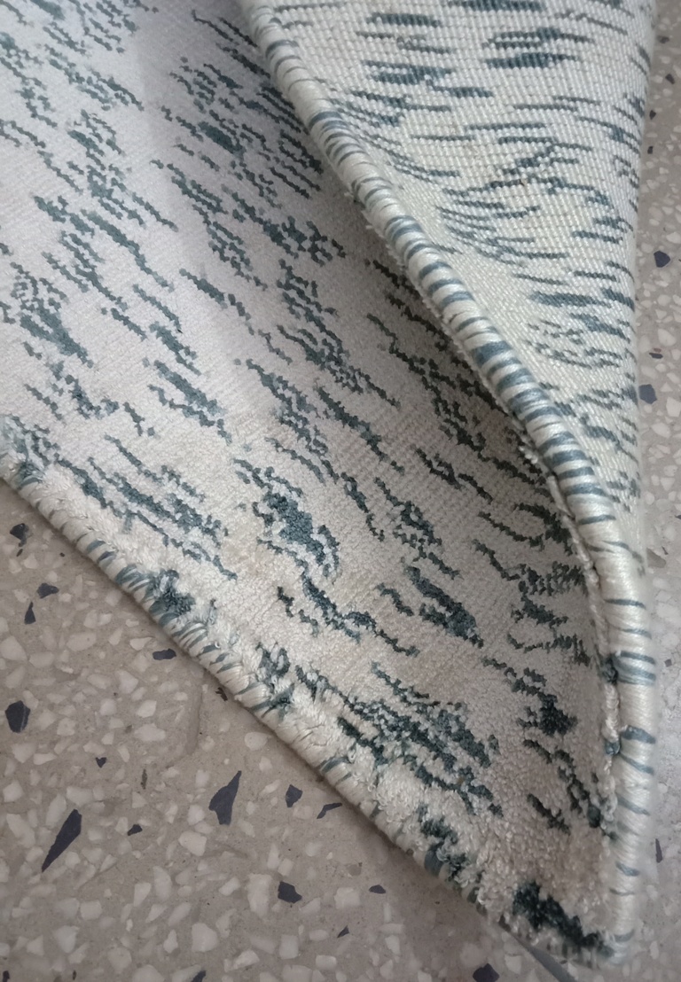 ZEBRA – HAND LOOM KNOTTED – AMI